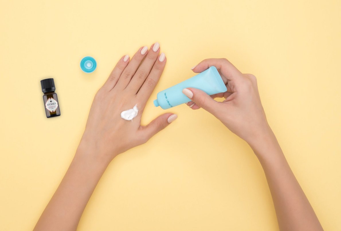 5 Ways You can Add Essential Oils into Your Beauty Regimen