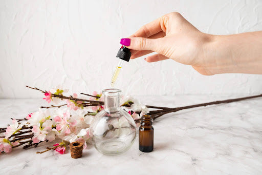 Mixing and Diffusing Essential Oils